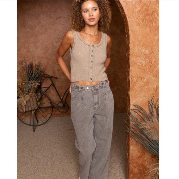 57742 POL Ribbed Button Front Tank - Picture 3 of 4